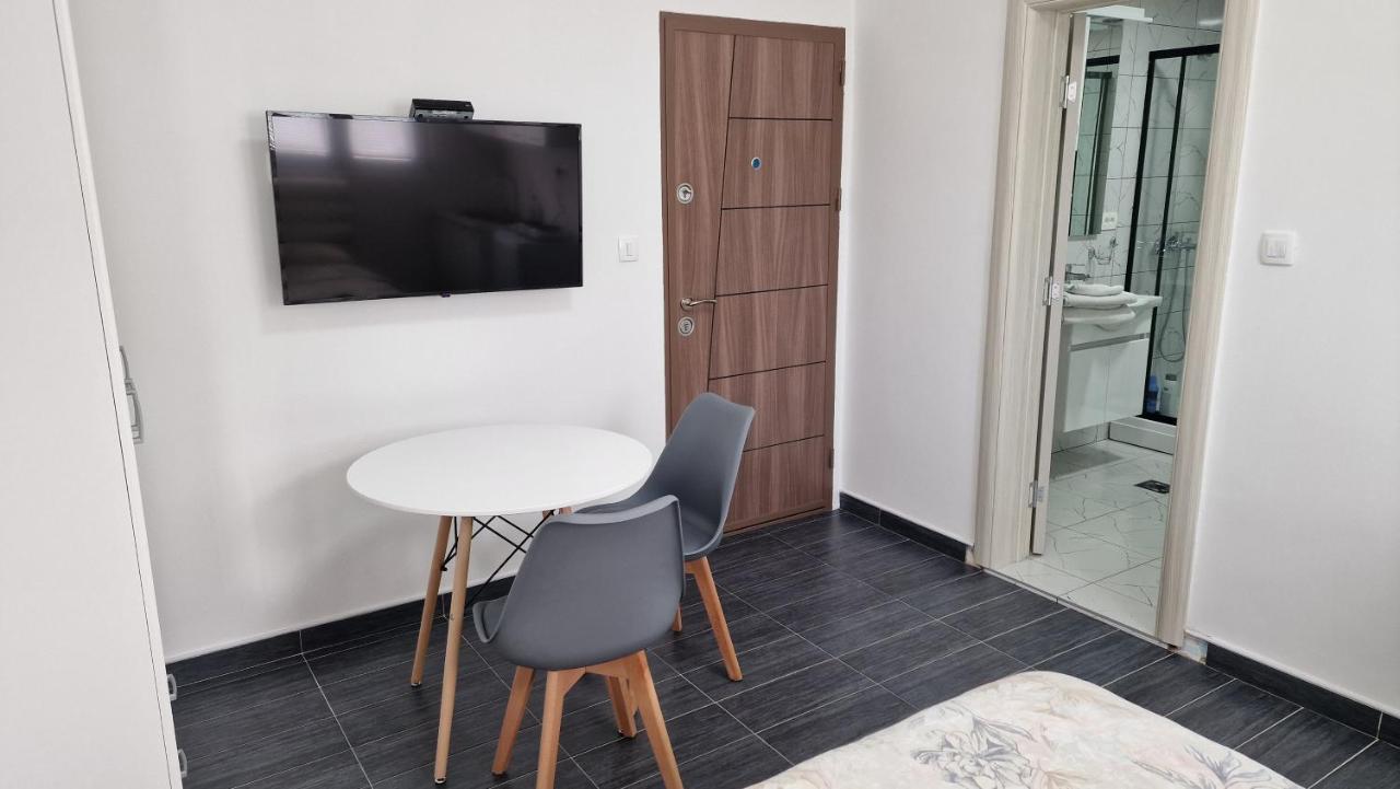 Апартаменты Apartman Tolosi 2 Подгорица Экстерьер фото
